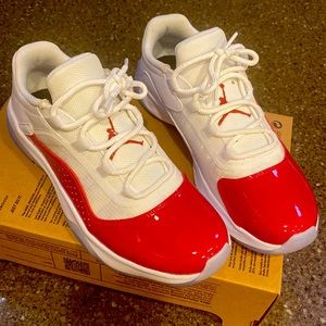 Nike Air Jordan 11 CMFT Low